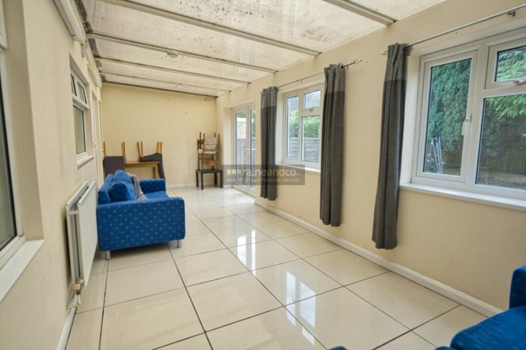 Additional property image - Blackthorne Close, Hatfield