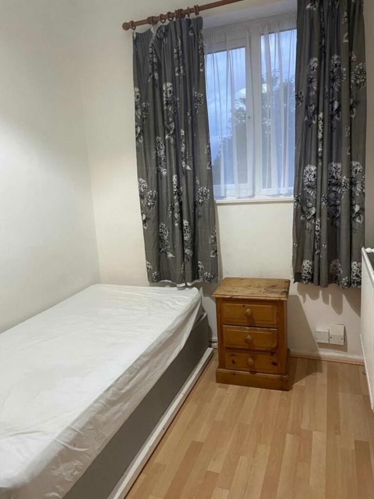 Additional property image - Willow Way, Hatfield