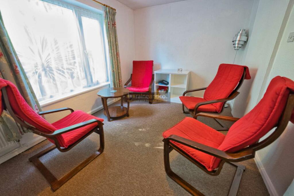 Additional property image - Link Walk, Hatfield