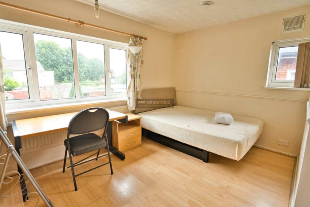 Additional property image - Oak Grove, Hatfield
