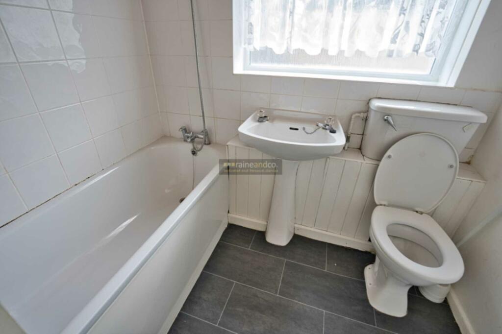 Additional property image - De Havilland Close, Hatfield