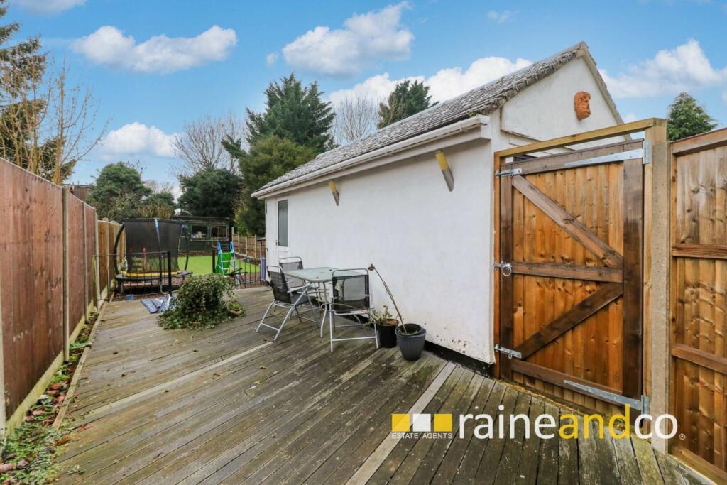 Additional property image - Green Lanes, Hatfield