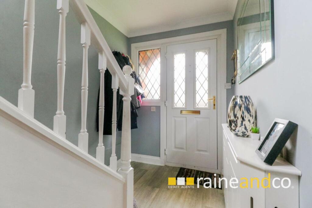 Additional property image - Green Lanes, Hatfield