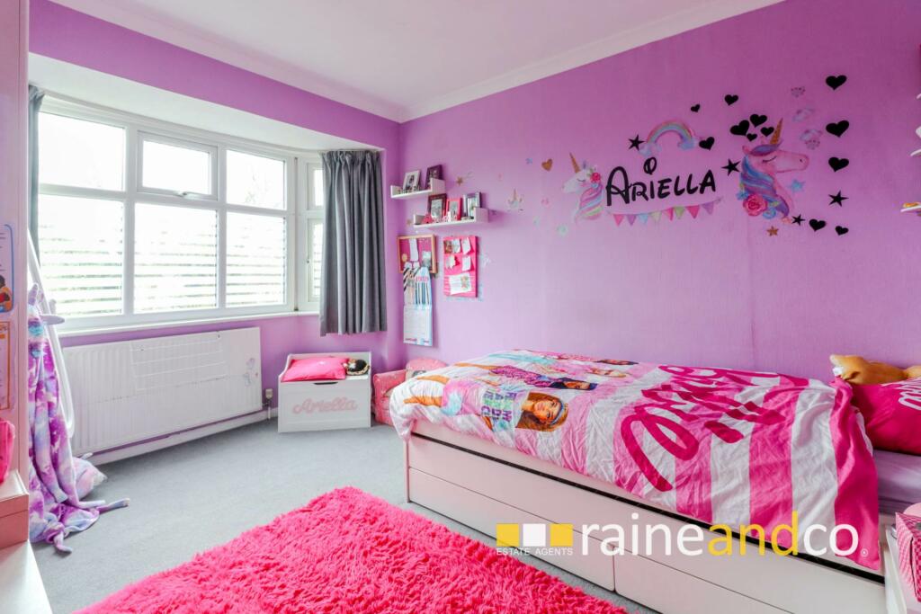 Additional property image - Green Lanes, Hatfield