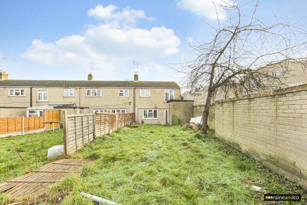 Additional property image - Hare Lane, Hatfield