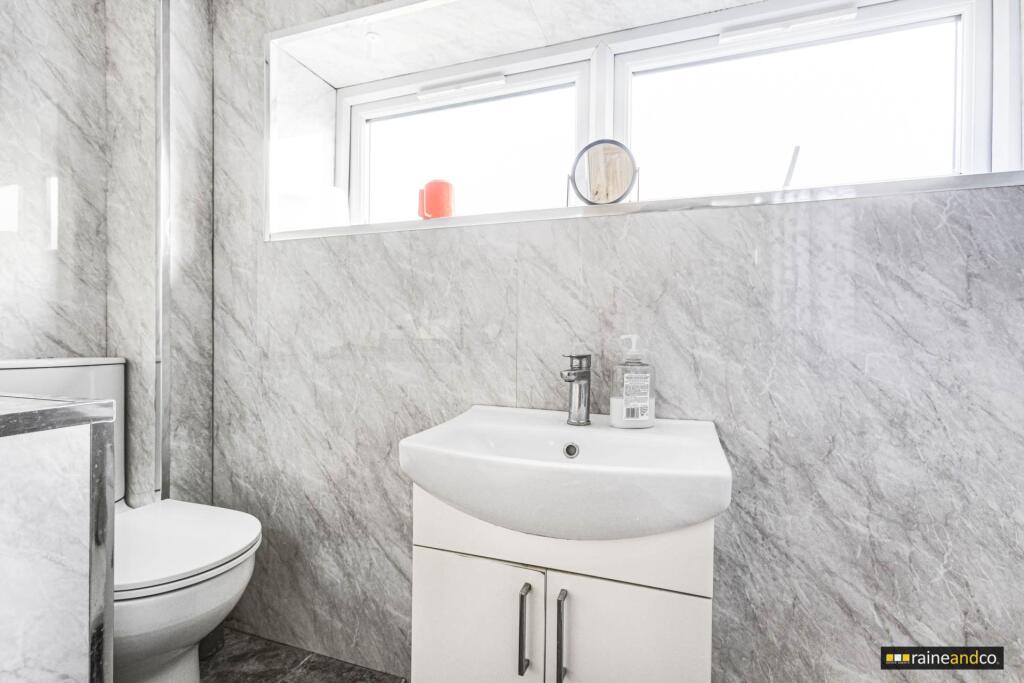 Additional property image - Hare Lane, Hatfield