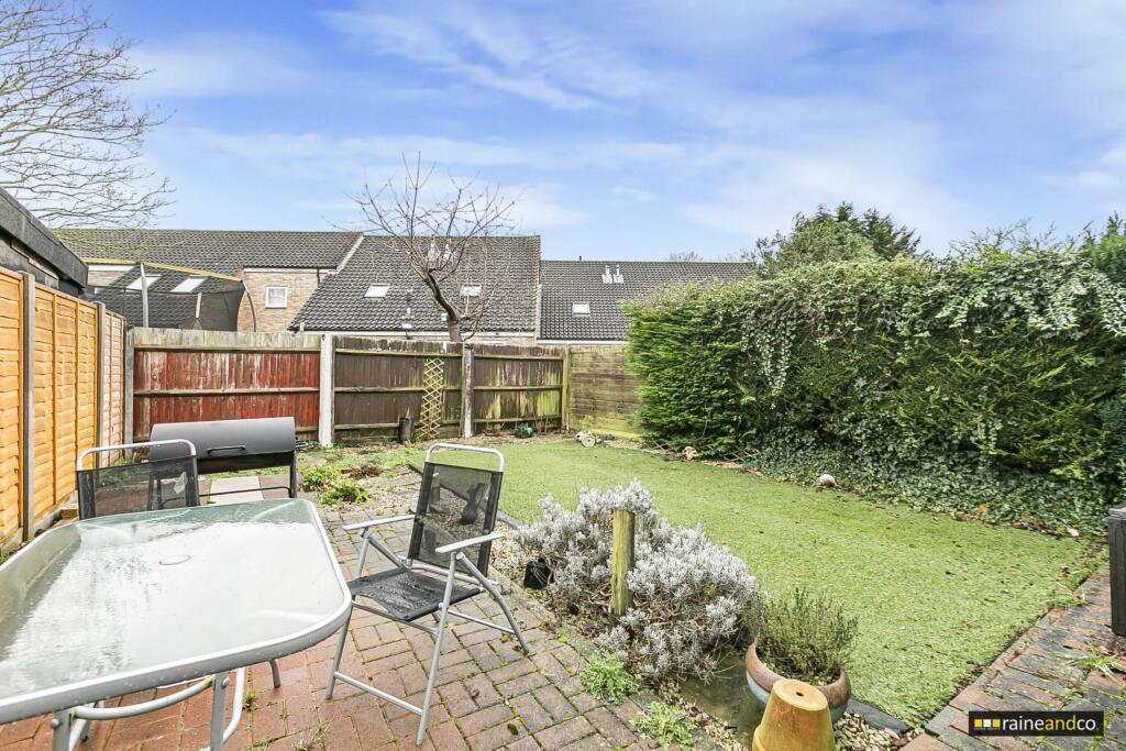 Additional property image - Stonecross Road, Hatfield