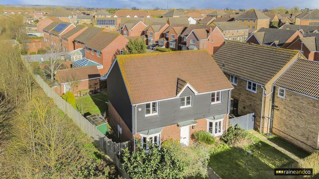 Additional property image - Ivy Walk, Hatfield
