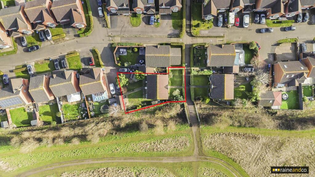 Additional property image - Ivy Walk, Hatfield