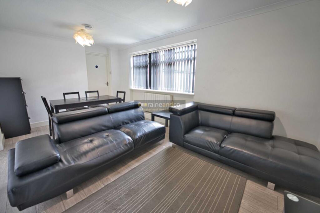 Additional property image - Travellers Lane, Hatfield