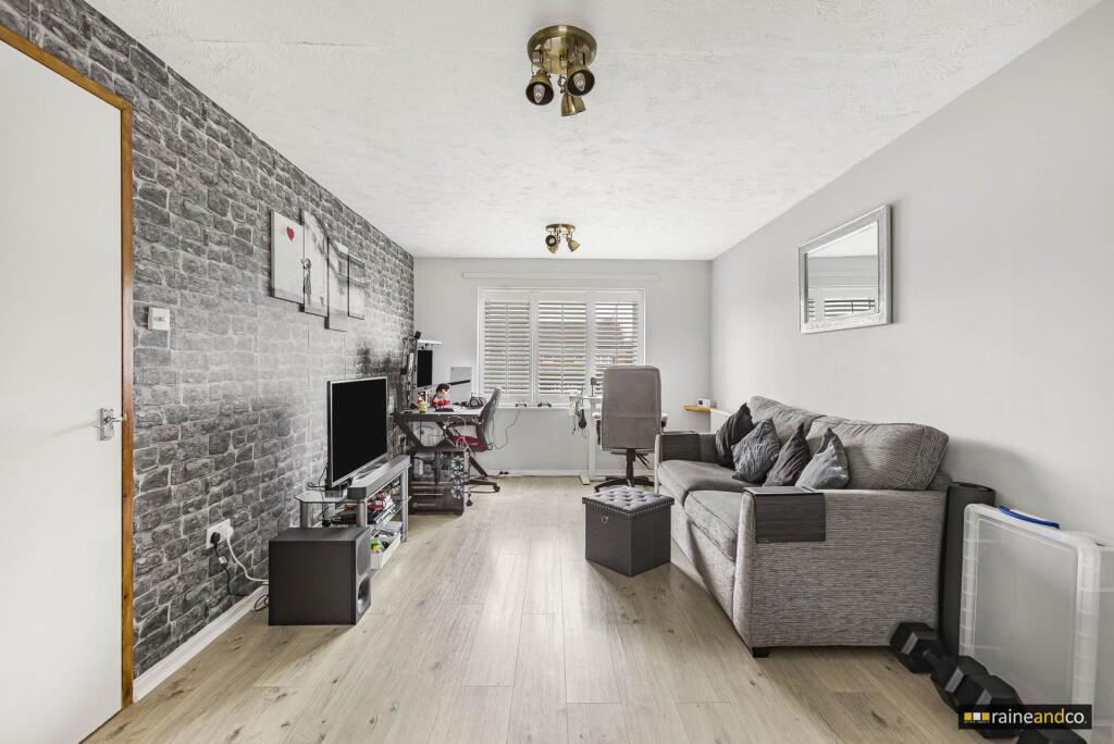 Additional property image - The Minims, Hatfield