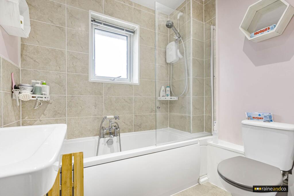 Additional property image - The Minims, Hatfield