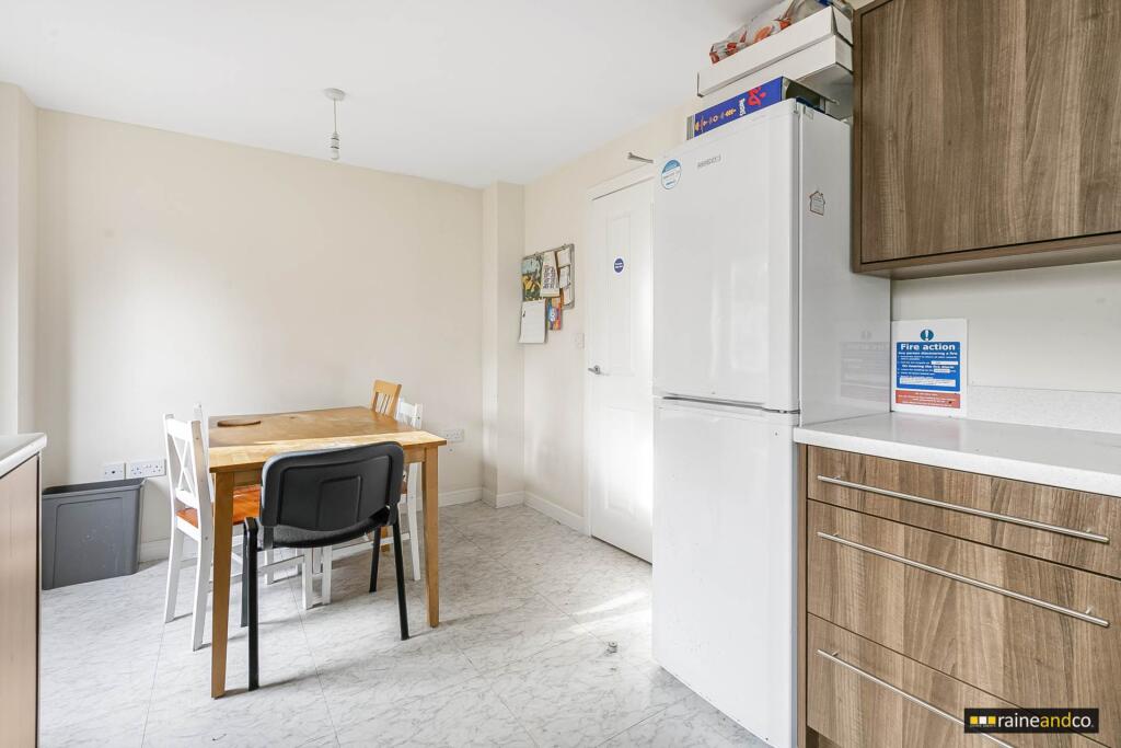 Additional property image - Aviation Avenue, Hatfield