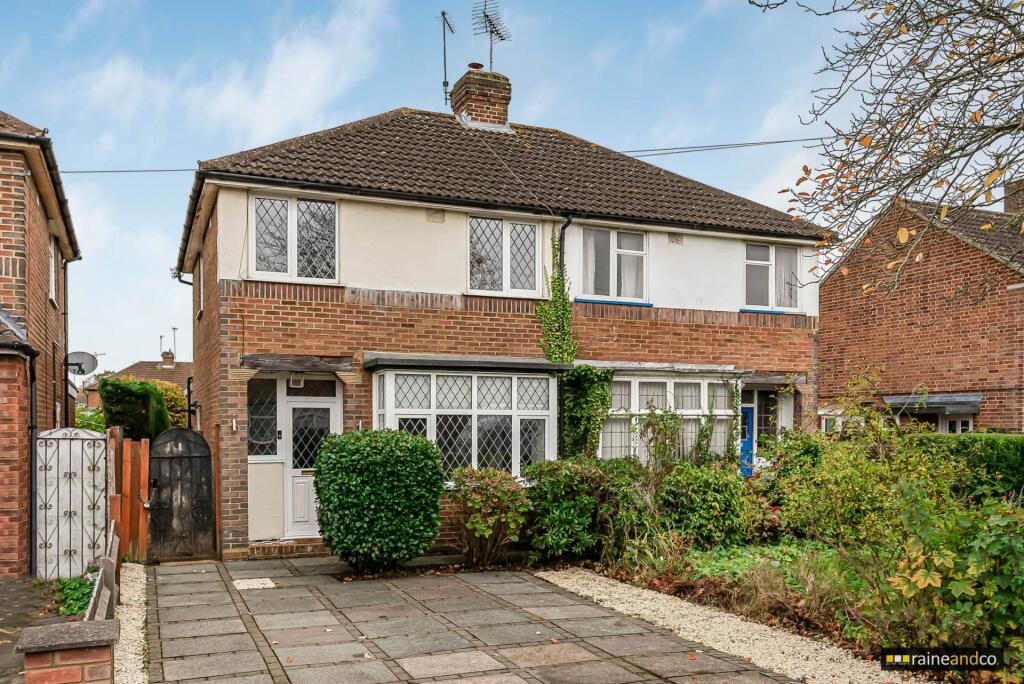 Main image of property: Chelwood Avenue, Hatfield