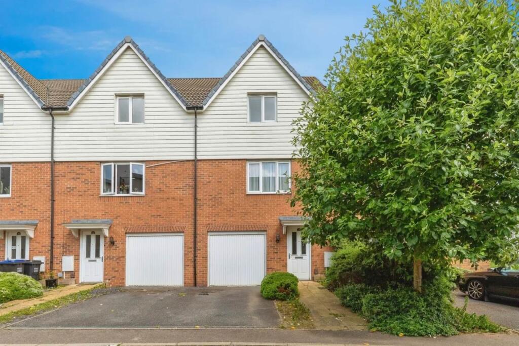 Main image of property: Sovereign Place, Hatfield