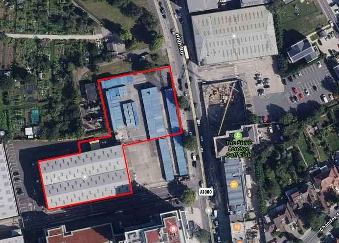 Main image of property: 1 Downland Close, London, N20 9LZ