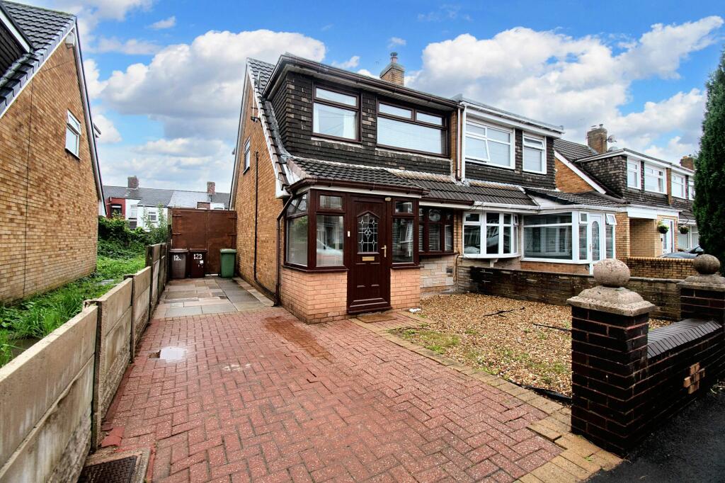 3 bedroom semidetached house for sale in Hornby Crescent, Clock Face, WA9