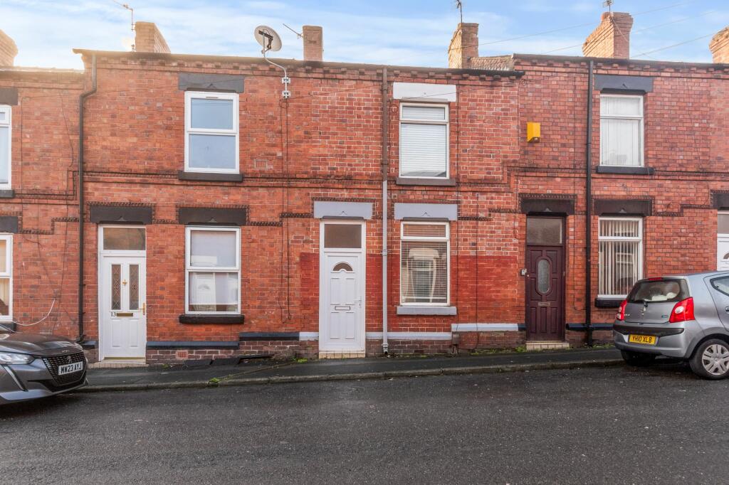 2 bedroom terraced house