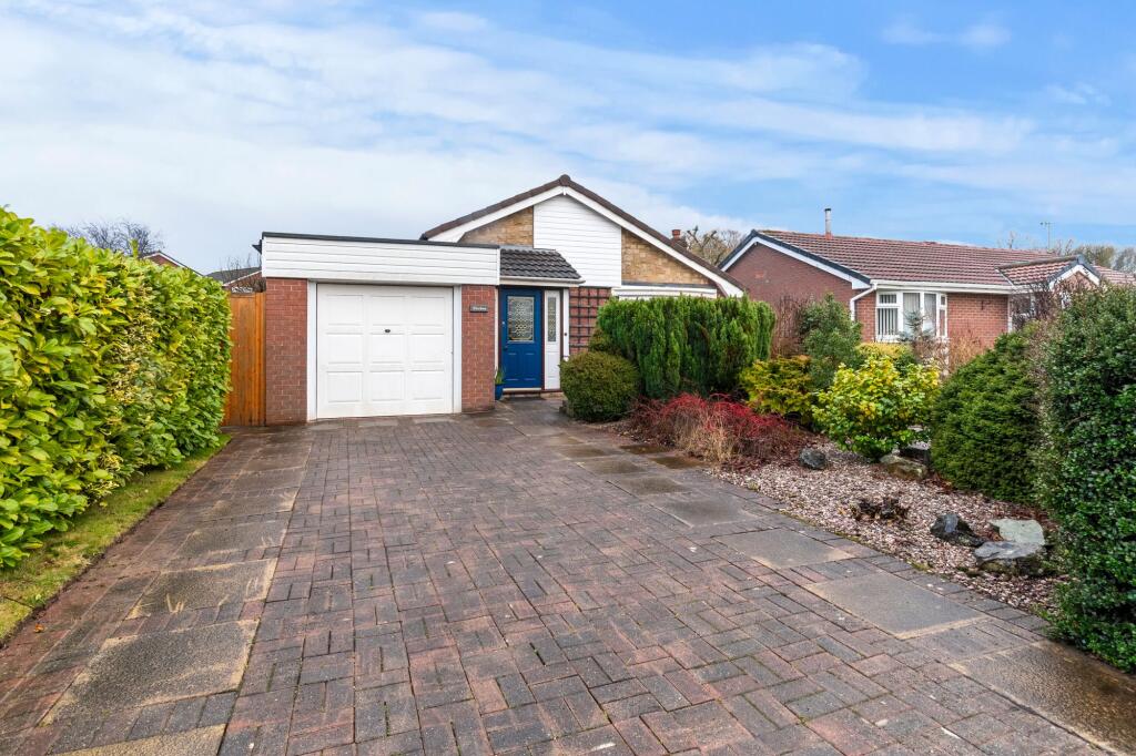 Main image of property: Spinney Green, Eccleston, WA10