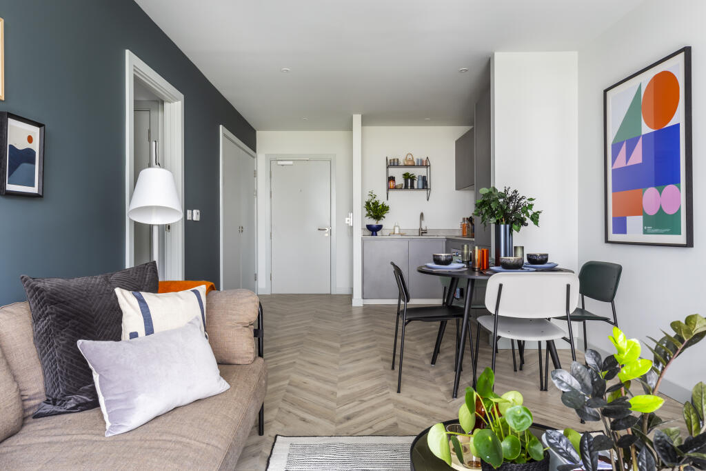 Main image of property: 211 Rosewood