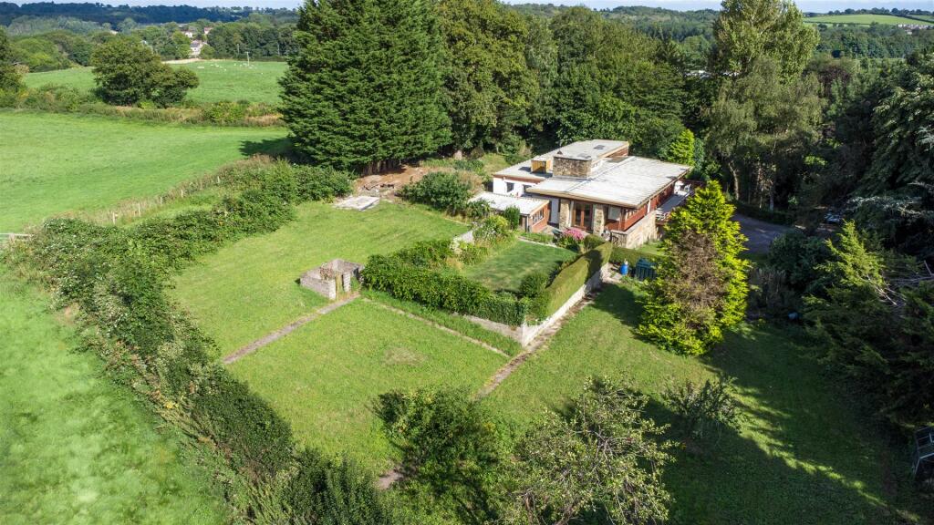 Main image of property: Cloud Hill, Pentre, Chirk, LL14 5AN