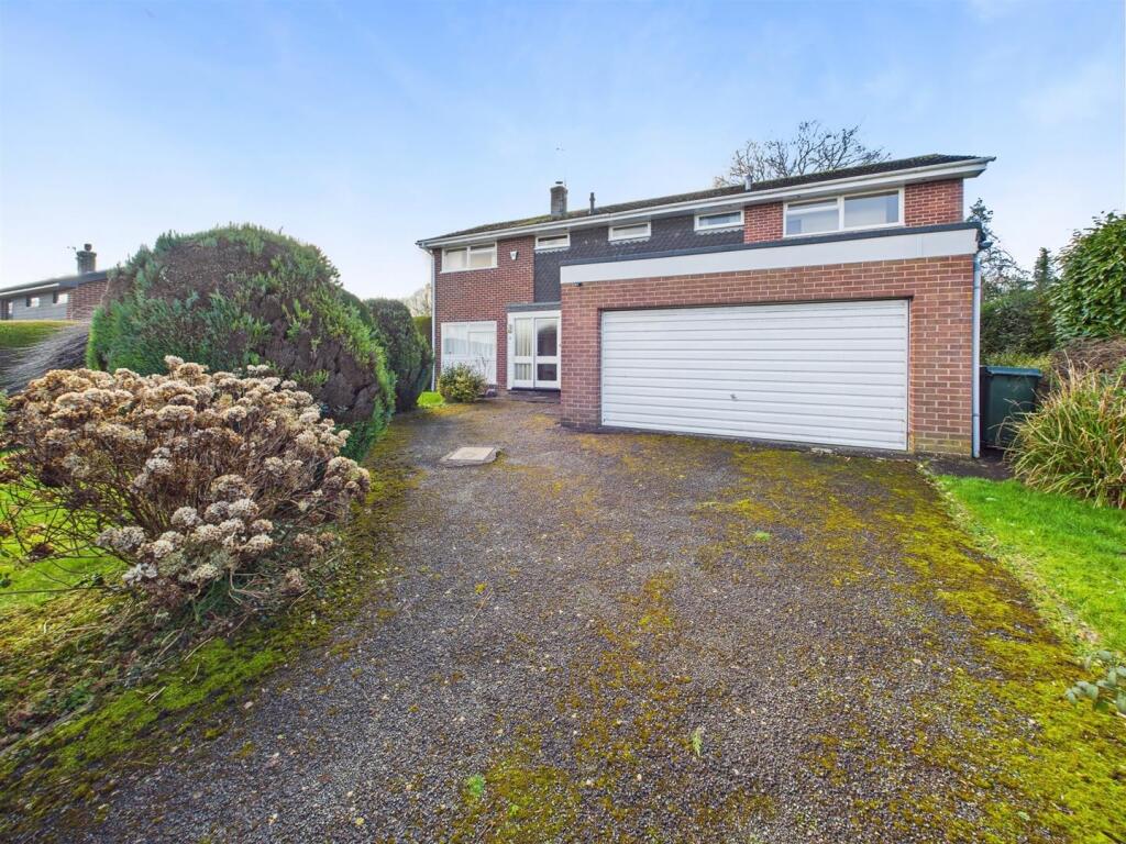 Main image of property: 32 Llanforda Rise, Oswestry