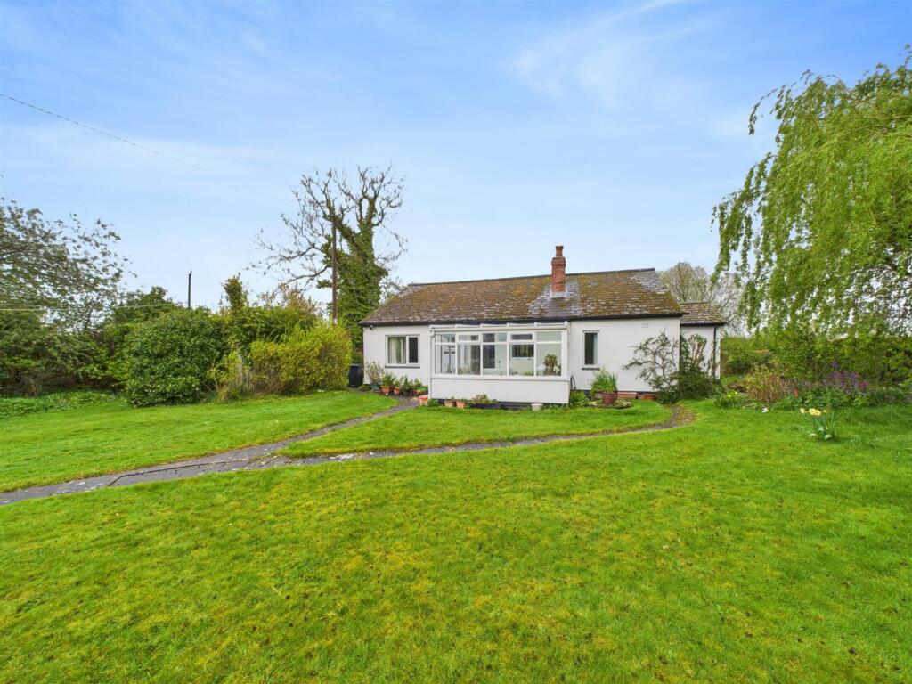 Main image of property: Green Gables, Maesbrook, Oswestry, SY10 8QP