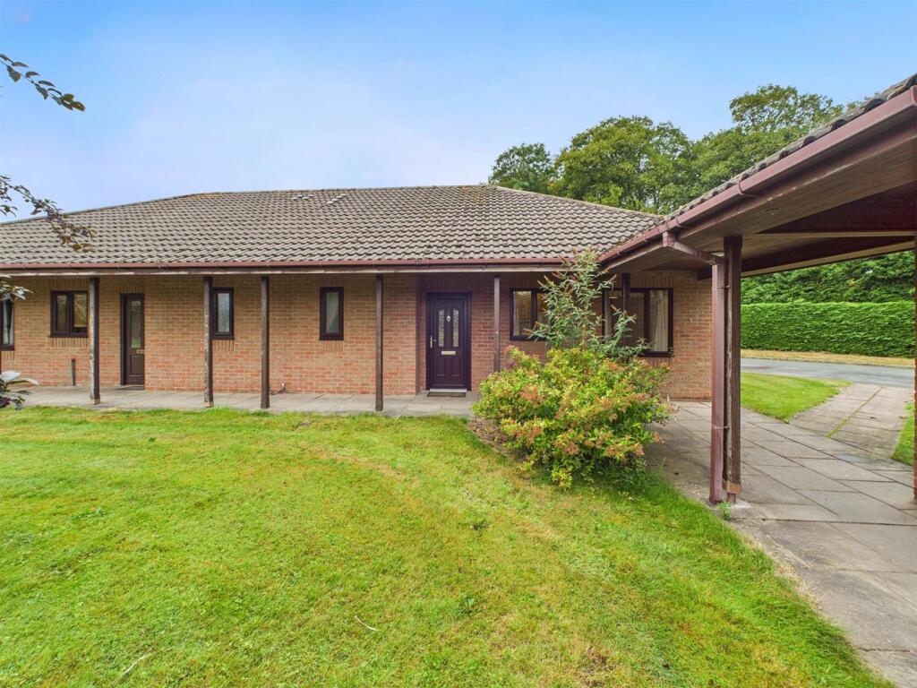 Main image of property: 40 Meadowbrook court, Twmpath Lane, Gobowen, Oswestry