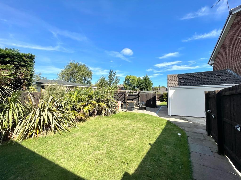 4 bedroom detached house for sale in Filey Close, Redcar, North