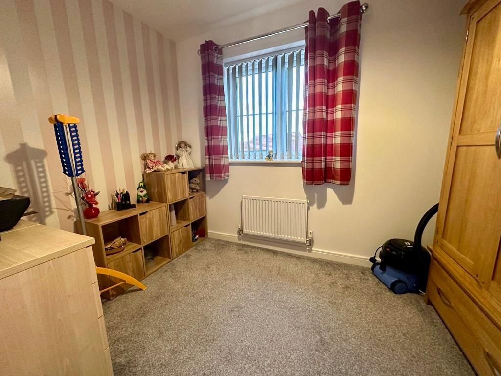 3 bedroom semidetached house for sale in Glaisdale Road, Guisborough