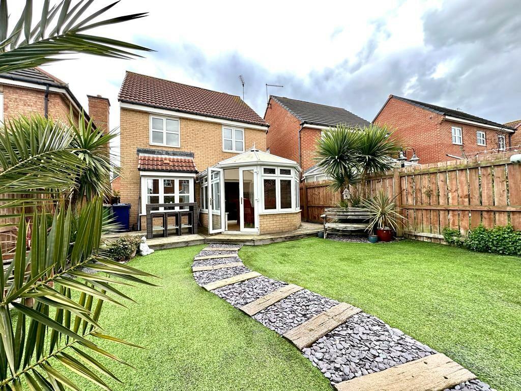 3 bedroom detached house for sale in Alnmouth Drive, Redcar, North