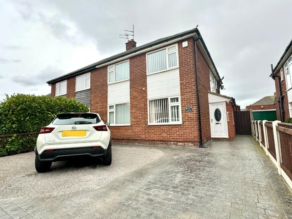 3 bedroom semidetached house for sale in Sandown Park, Redcar, North