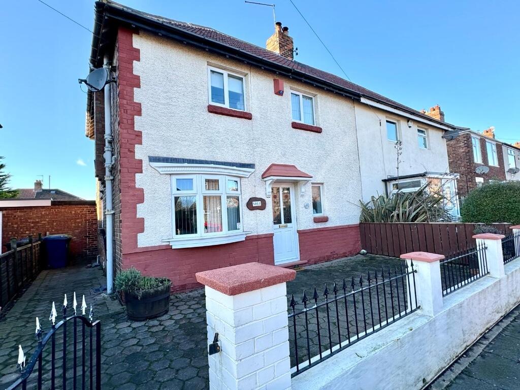 3 bedroom semidetached house for sale in Thames Road, Redcar, North