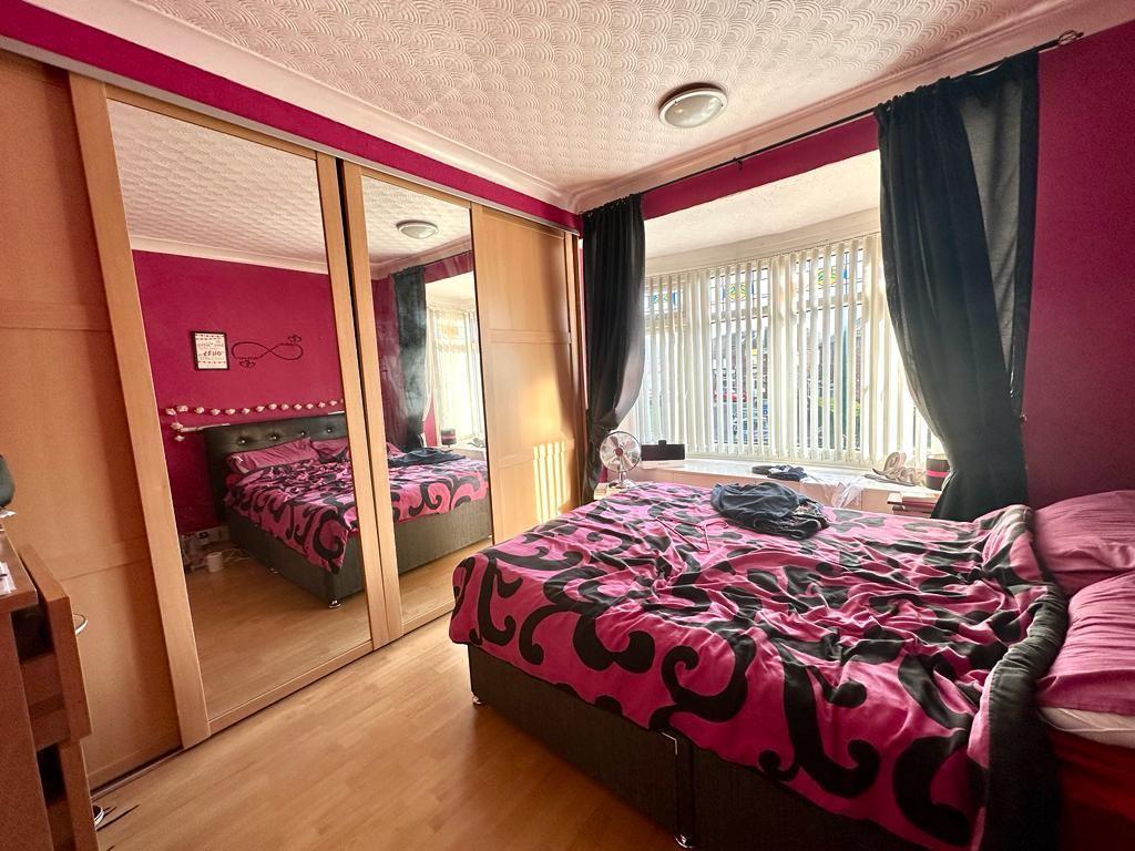 3 bedroom semidetached house for sale in Thames Road, Redcar, North