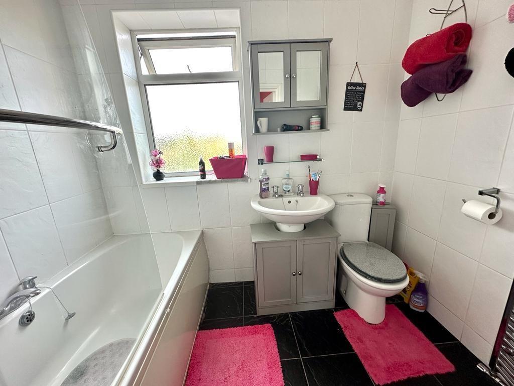 3 bedroom semidetached house for sale in Thames Road, Redcar, North