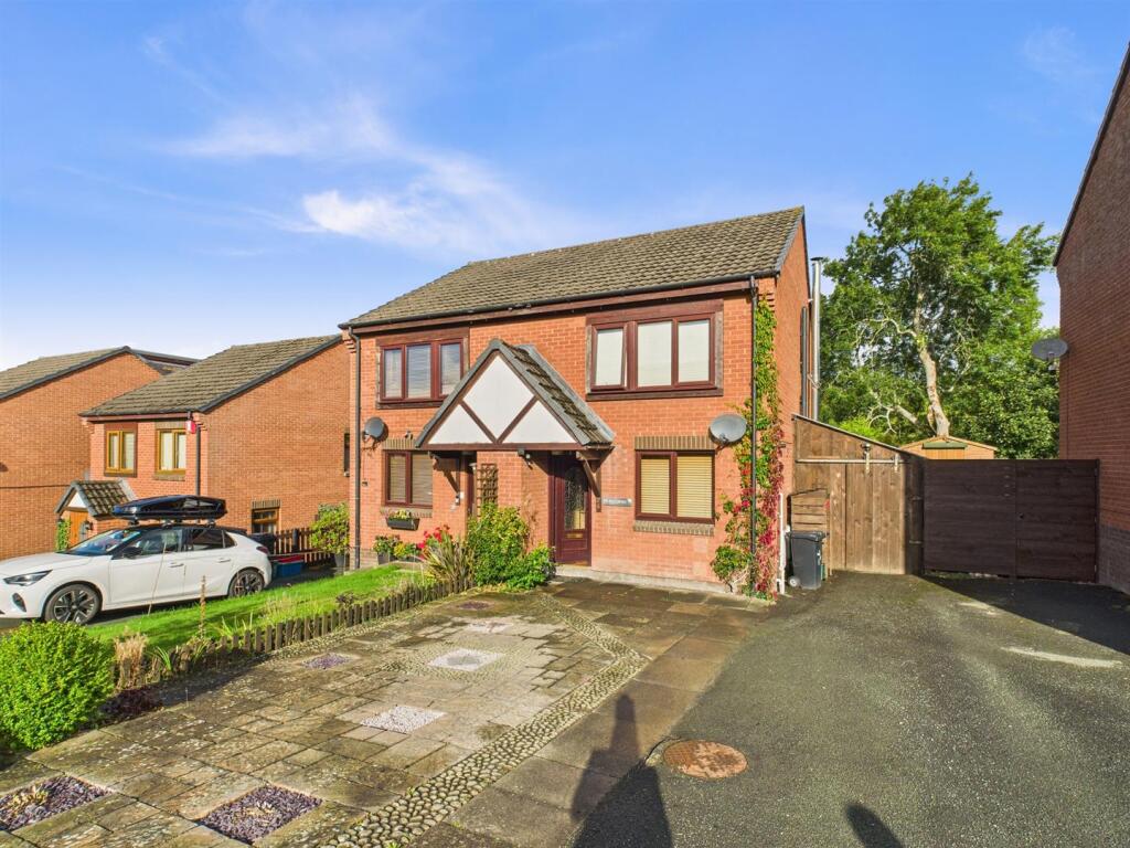Main image of property: Glandwr, Newtown
