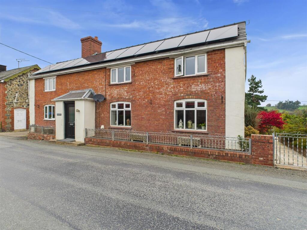 Main image of property: Adfa, Newtown