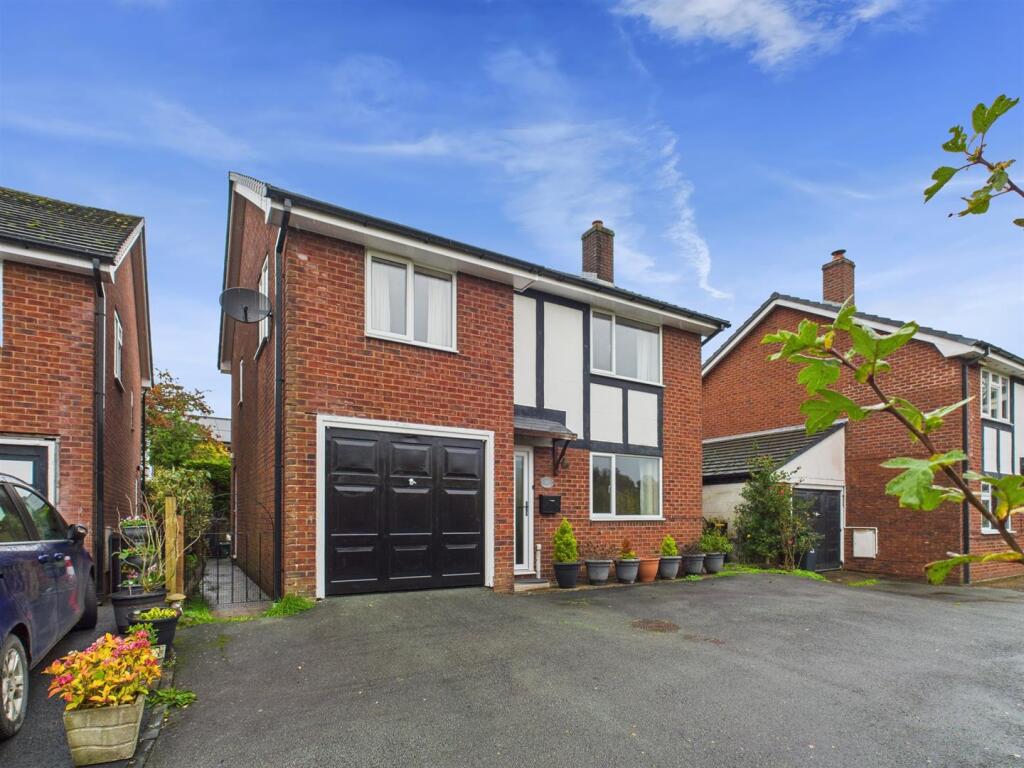 Main image of property: Maes Gwyn, Llanfair Caereinion, Welshpool