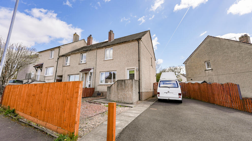 2 bedroom end of terrace house for sale in Laggan Road, Airdrie, ML6