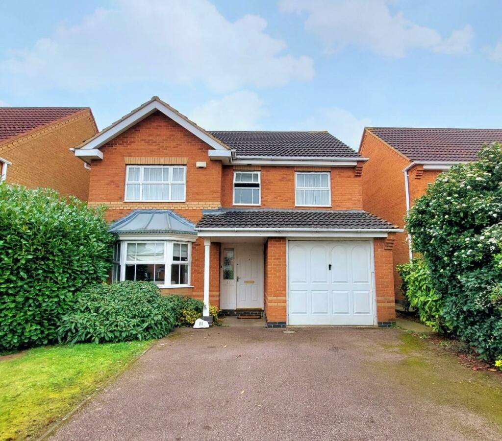 4 bedroom detached house for sale in Charlbury Close, Wellingborough