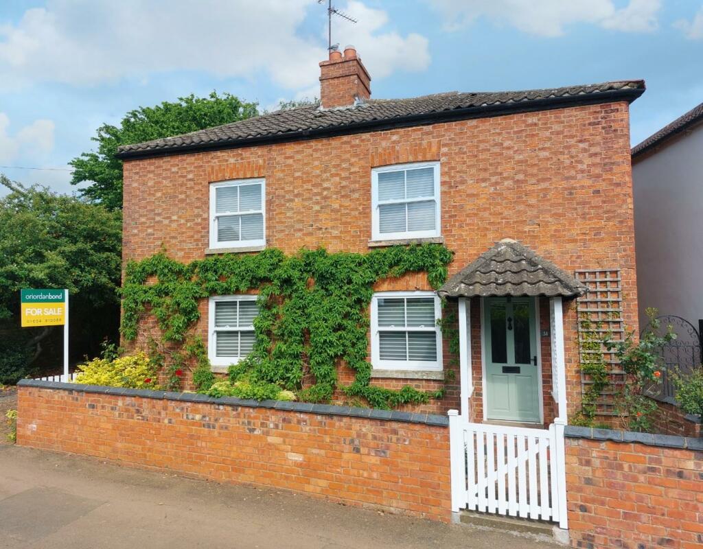 3 bedroom cottage for sale in West Street, Ecton, Northamptonshire NN6