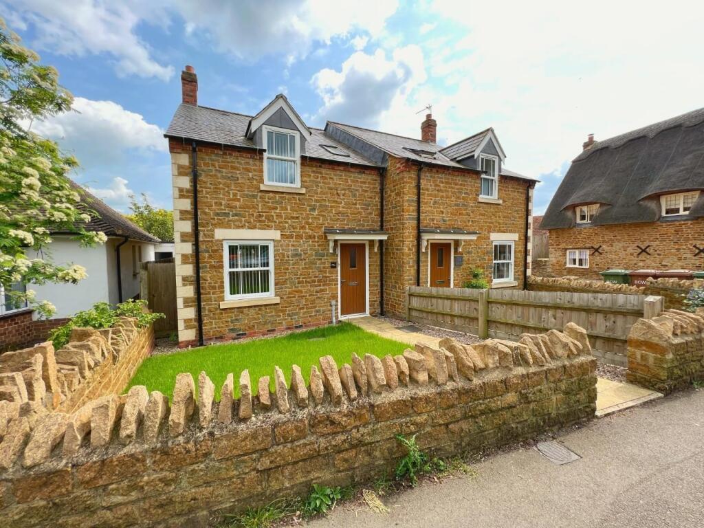 Main image of property: High Street, Earls Barton, Northamptonshire NN6
