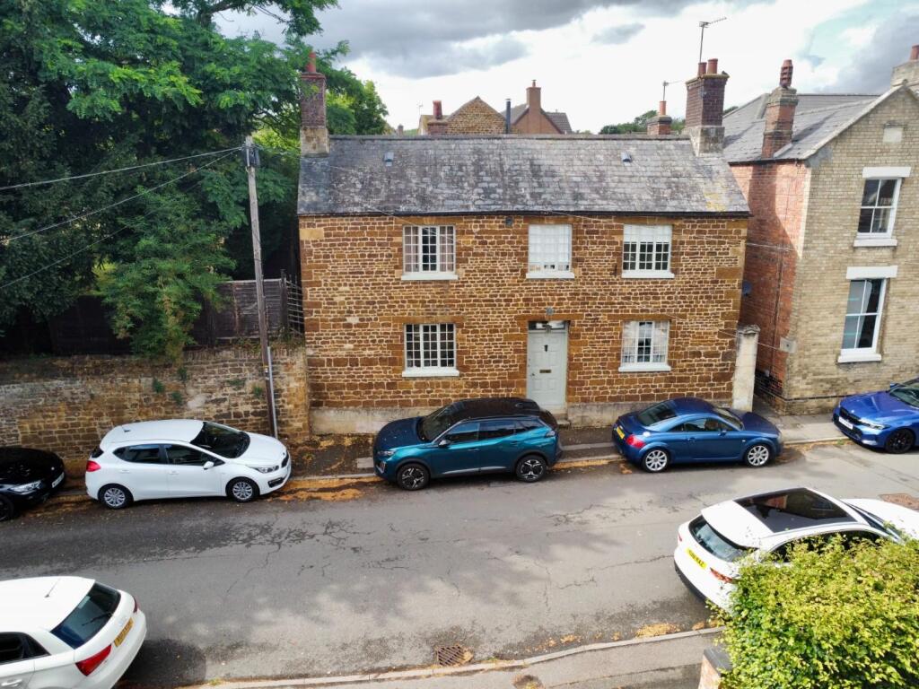 Main image of property: Church Street, Finedon, Northamptonshire NN9