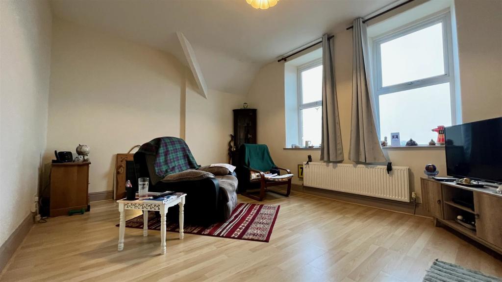 1 bedroom apartment for sale in Hendre Hall, Barmouth, LL42