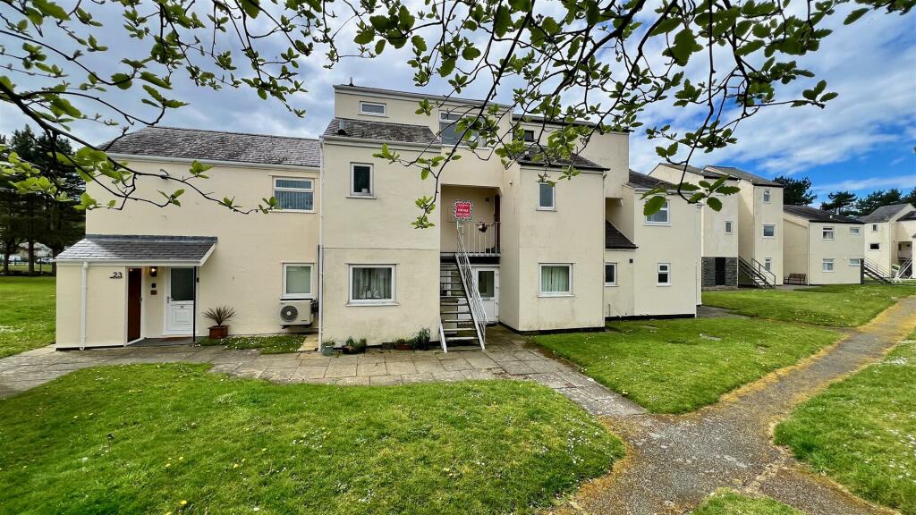 Main image of property: Glan Gors, Harlech