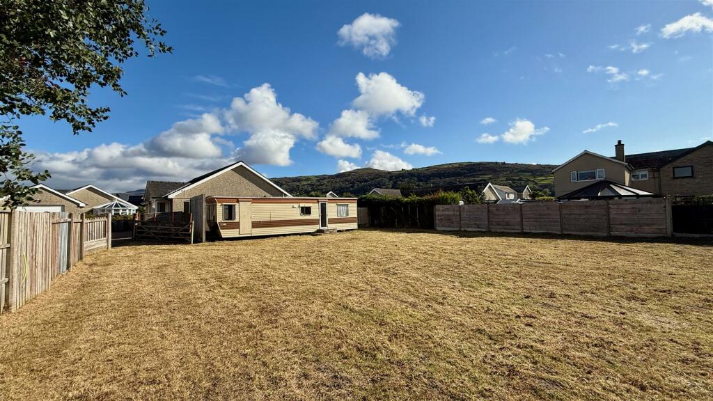 Main image of property: Cae Gwastad, Harlech