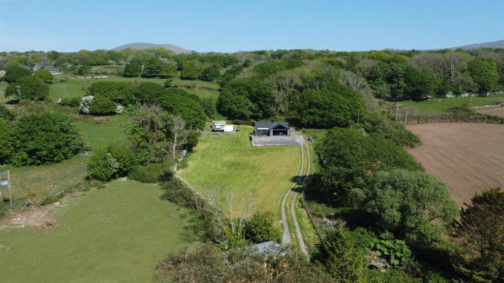 Main image of property: Dyffryn Ardudwy