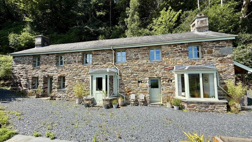 Main image of property: Barmouth