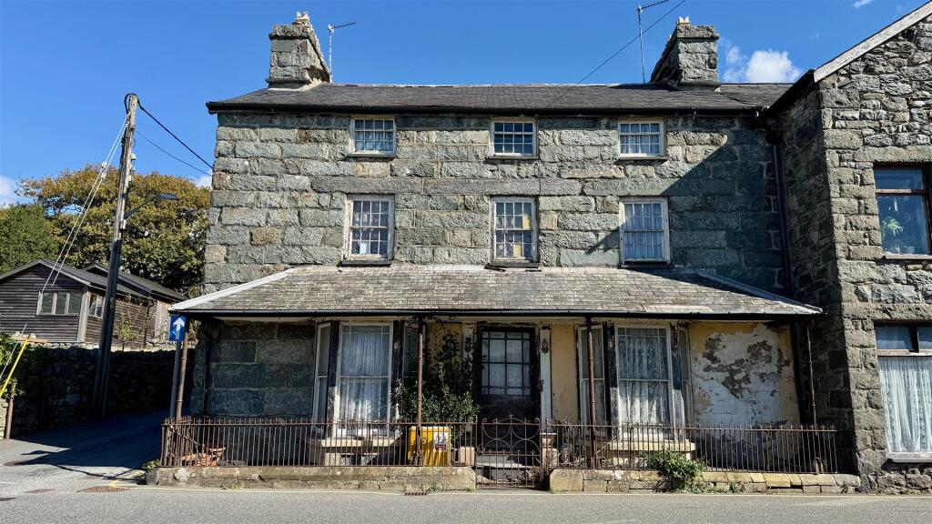 Main image of property: Dyffryn Ardudwy