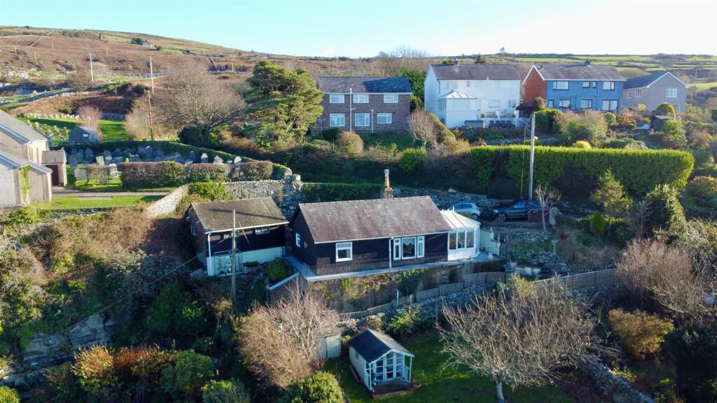 Main image of property: Harlech